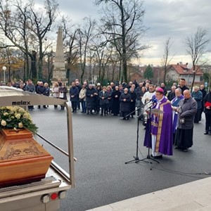 Biskup Šaško predvodio sprovodne obrede za fra Josipa Baričevića